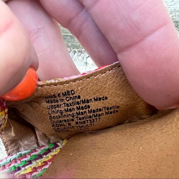 Retro Y2K Candies Calainey multi rainbow straw chevron wedge sandals Size 6 - Picture 3 of 6